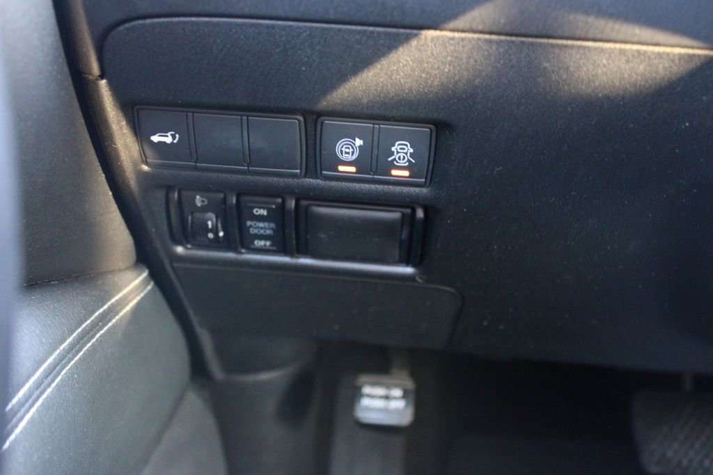 Used 2019 Nissan Armada SL w/ Premium Package image 41