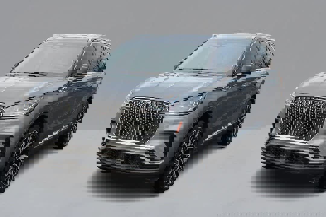 Used 2025 Lincoln Aviator Reserve w/ Equipment Group 201A image 1