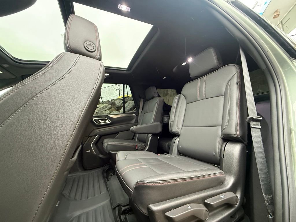 Used 2023 Chevrolet Tahoe RST w/ Luxury Package AWD/4WD image 18