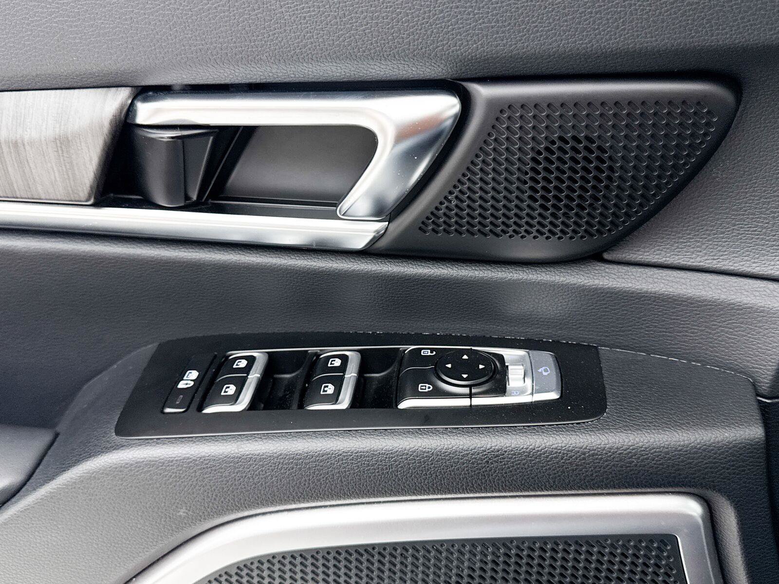 Used 2024 Kia Telluride EX FWD image 30