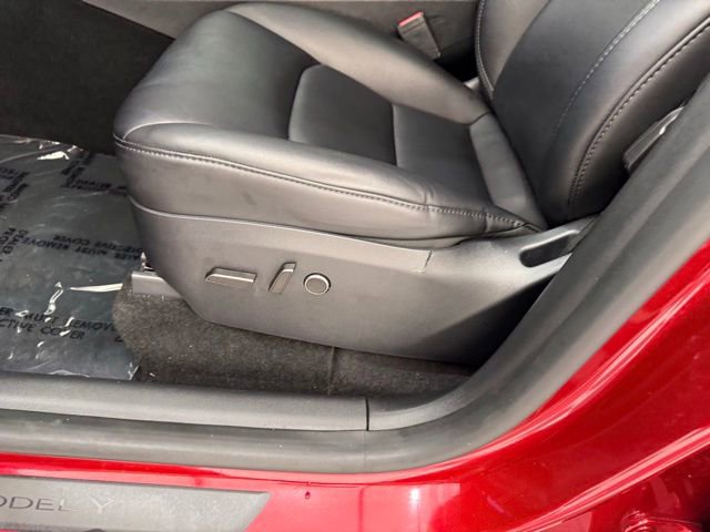 Used 2024 Tesla Model Y Long Range image 13