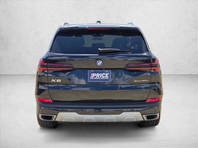 Used 2025 BMW X5 xDrive50e AWD/4WD image 7