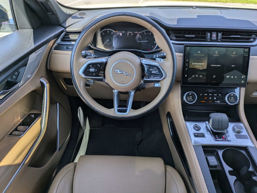 Used 2021 Jaguar F-PACE S AWD/4WD image 16