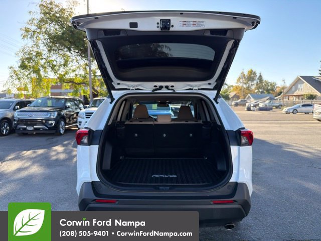Used 2019 Toyota RAV4 XLE w/ Convenience Package AWD/4WD image 29