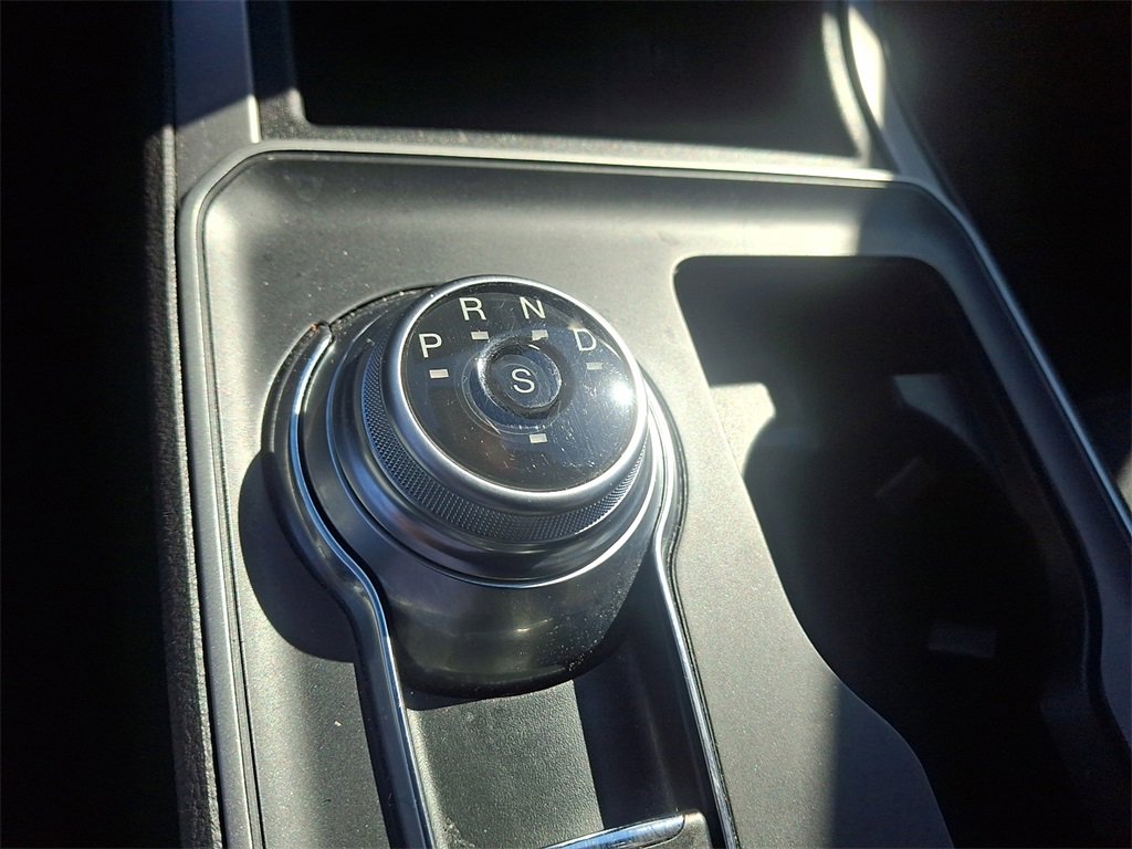 Used 2022 Ford Edge SE image 17