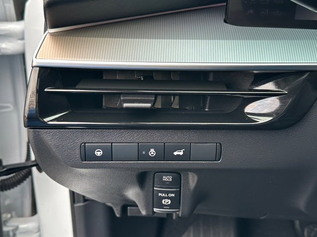 Certified 2025 Nissan Murano SL image 25