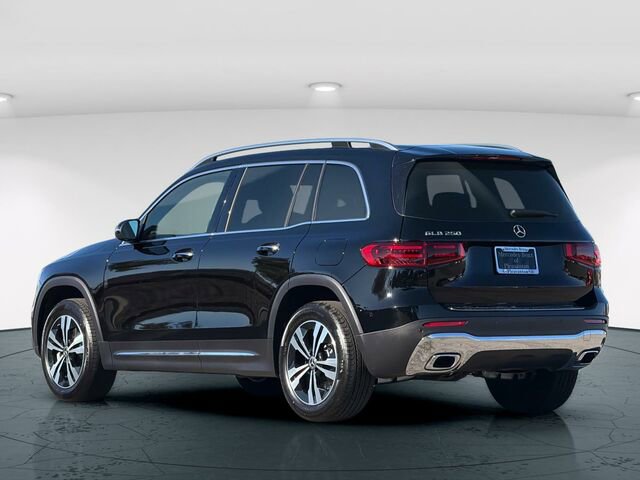 Certified 2025 Mercedes-Benz GLB 250 image 5