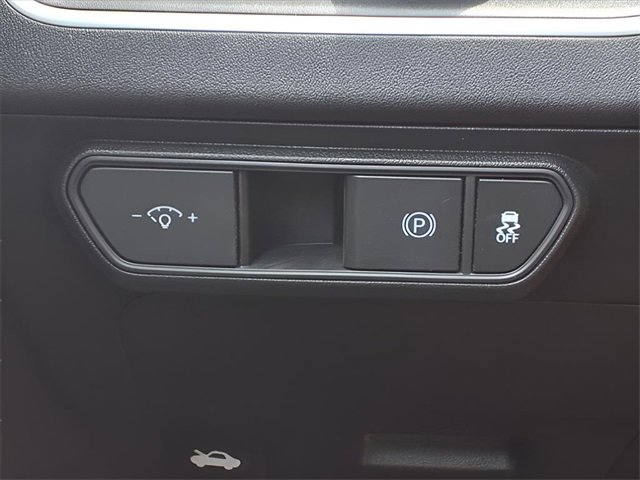 New 2025 Kia K4 LXS image 14