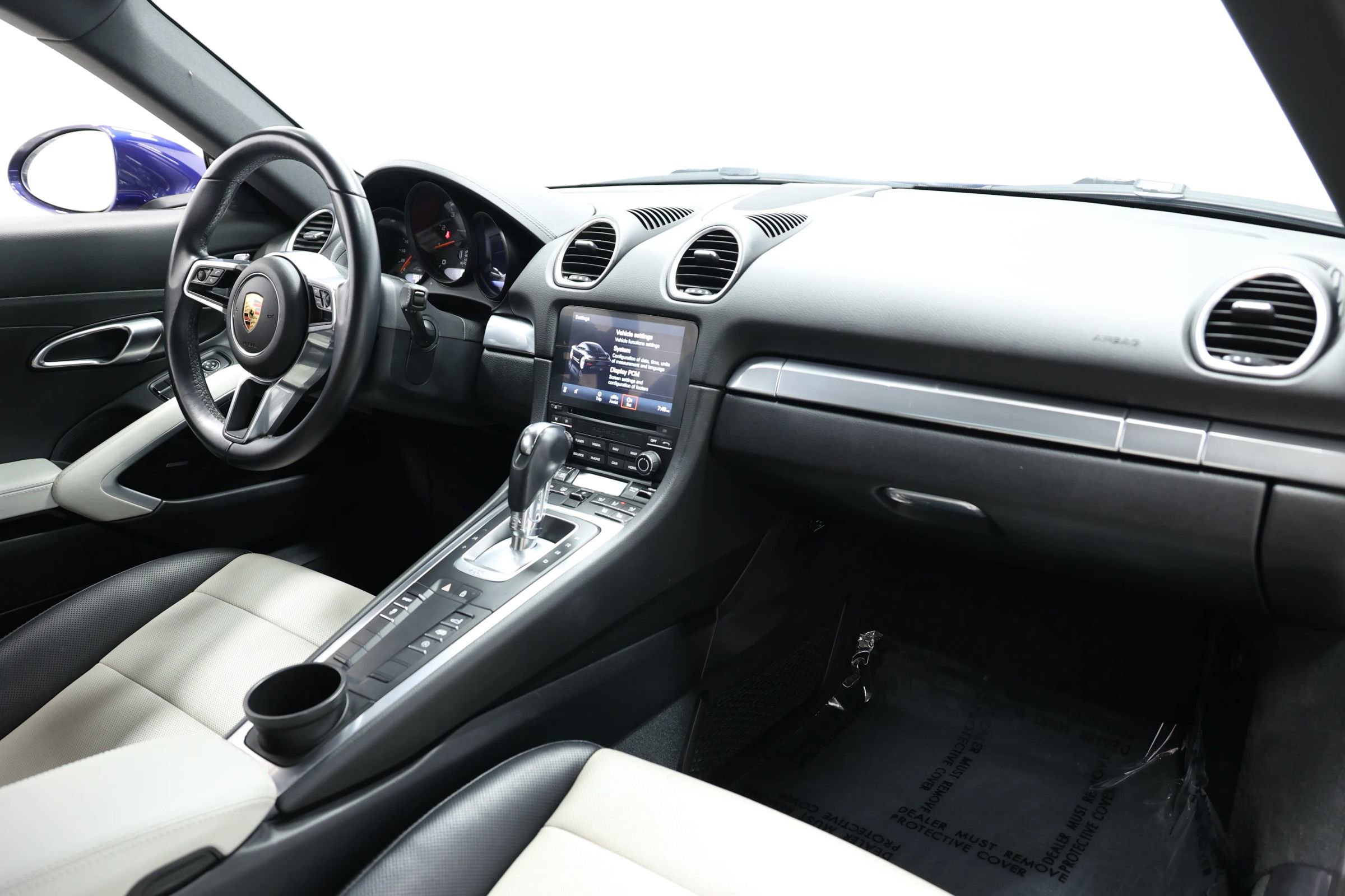 Used 2021 Porsche 718 Cayman RWD image 59