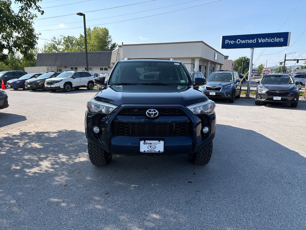 Used 2017 Toyota 4Runner SR5 Premium AWD/4WD image 4