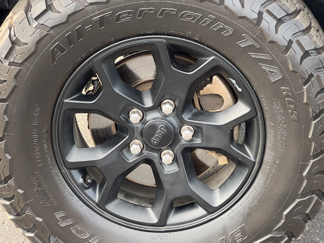 Used 2021 Jeep Wrangler Unlimited Sport AWD/4WD image 7