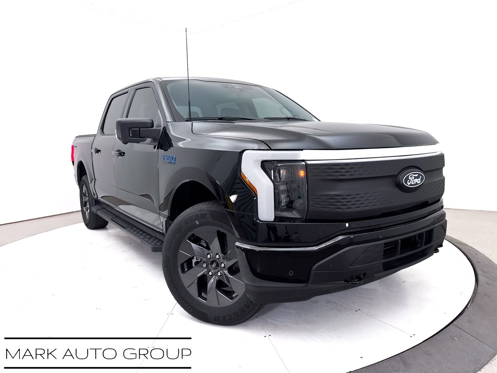 Used 2024 Ford F150 Lightning Flash AWD/4WD image 1