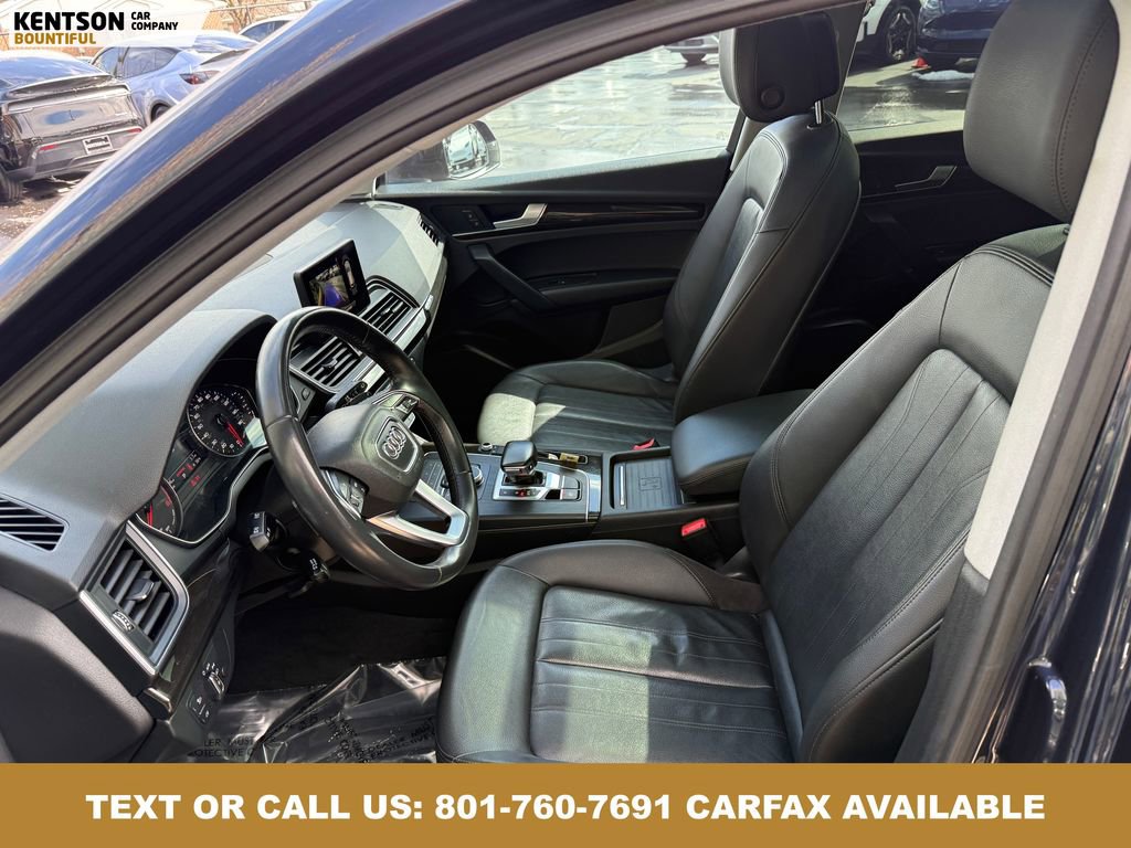Used 2020 Audi Q5 2.0T Premium AWD/4WD image 31
