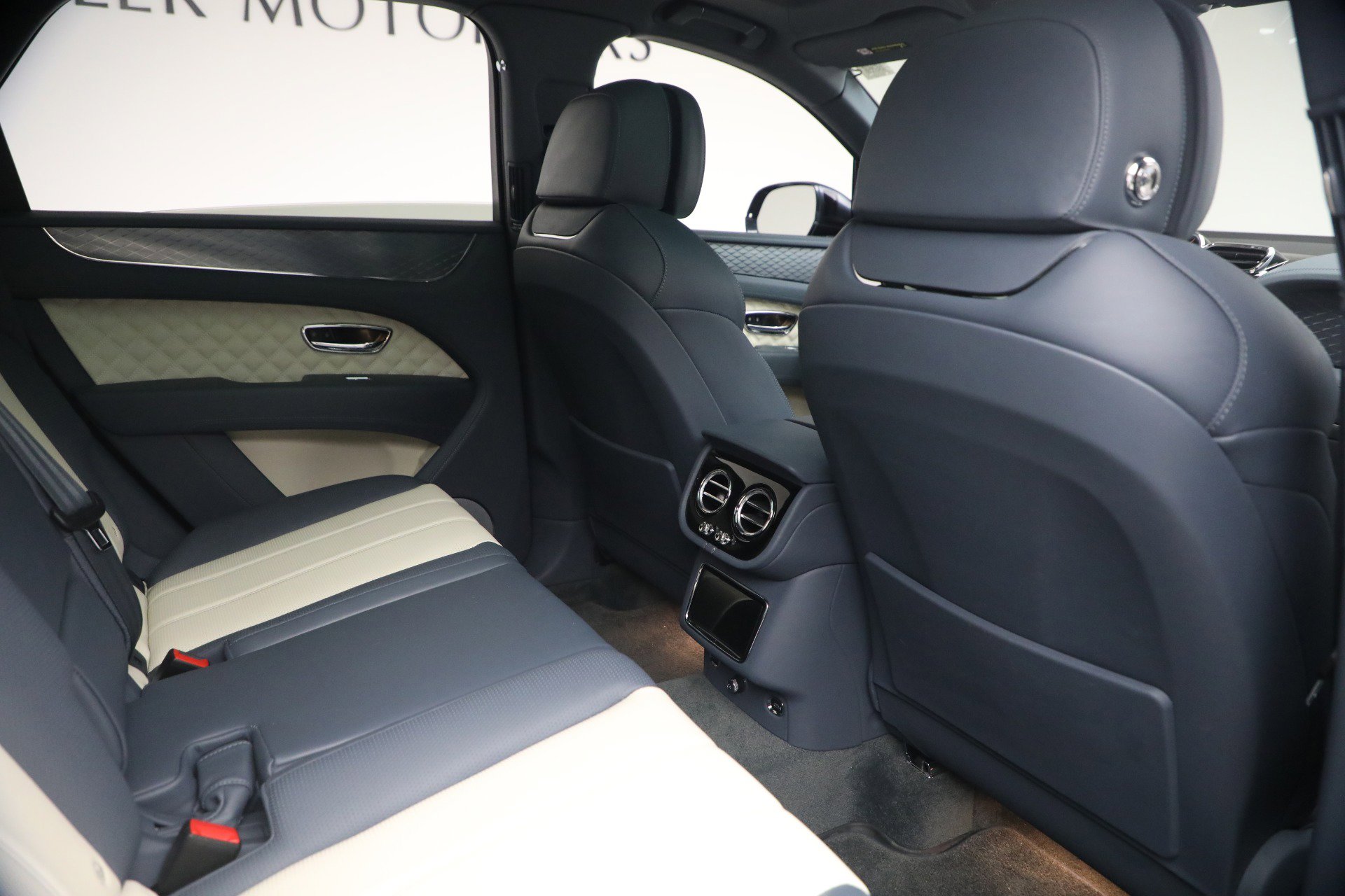 Certified 2021 Bentley Bentayga Speed image 30