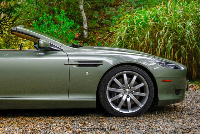 Used 2006 Aston Martin DB9 Volante RWD image 11