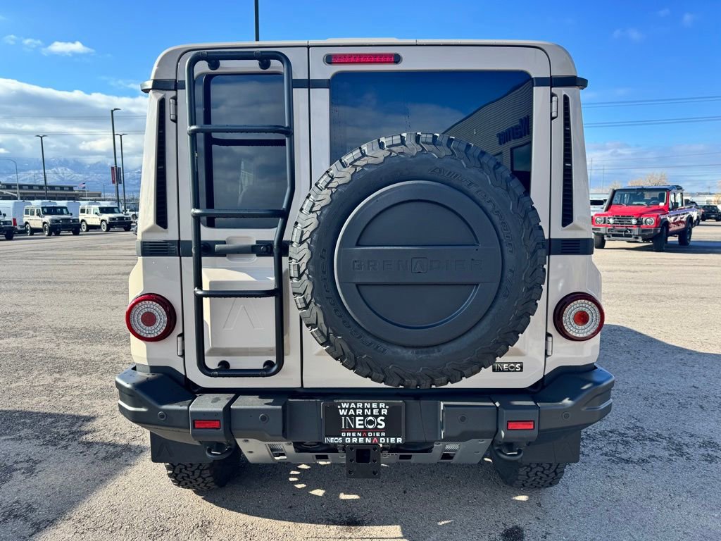 New 2025 INEOS Grenadier Fieldmaster Edition image 4