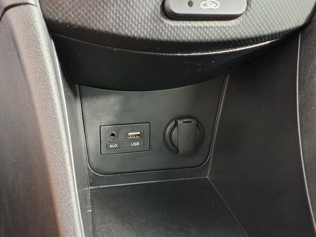 Used 2014 Hyundai Accent GS FWD image 25