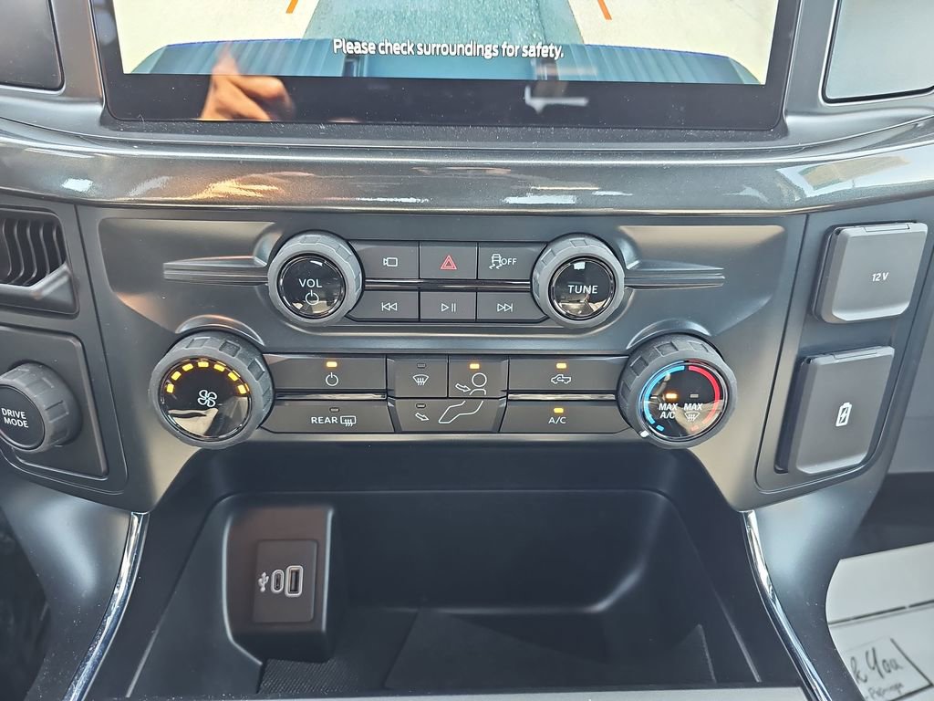 Used 2025 Ford F150 STX w/ Equipment Group 200A image 26