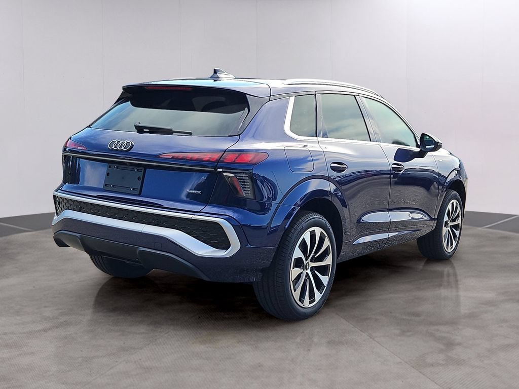 New 2026 Audi Q3 quattro 2.0T AWD/4WD image 3