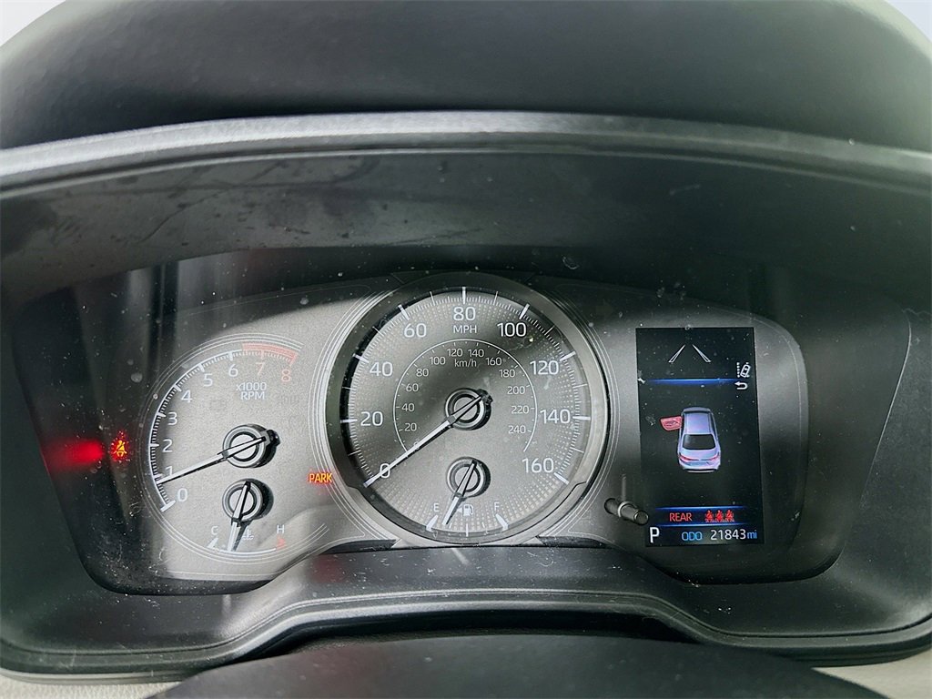 Used 2020 Toyota Corolla L image 12