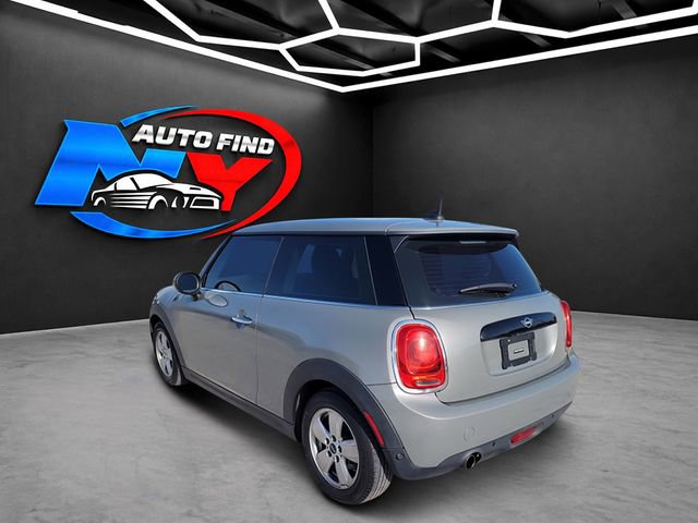 Used 2019 MINI Cooper 2-Door Hardtop w/ Signature Upholstery Package FWD image 7