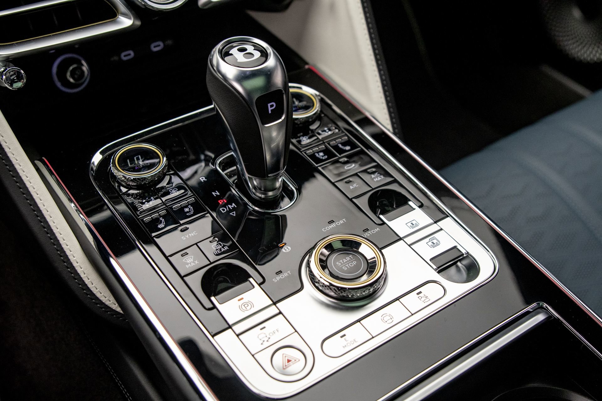 New 2026 Bentley Flying Spur Plug-In Hybrid AWD/4WD image 20