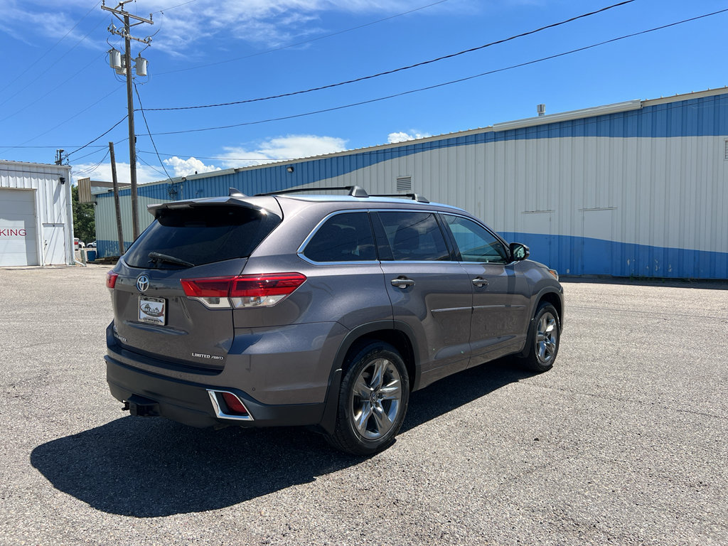 Used 2019 Toyota Highlander Limited Platinum AWD/4WD image 6