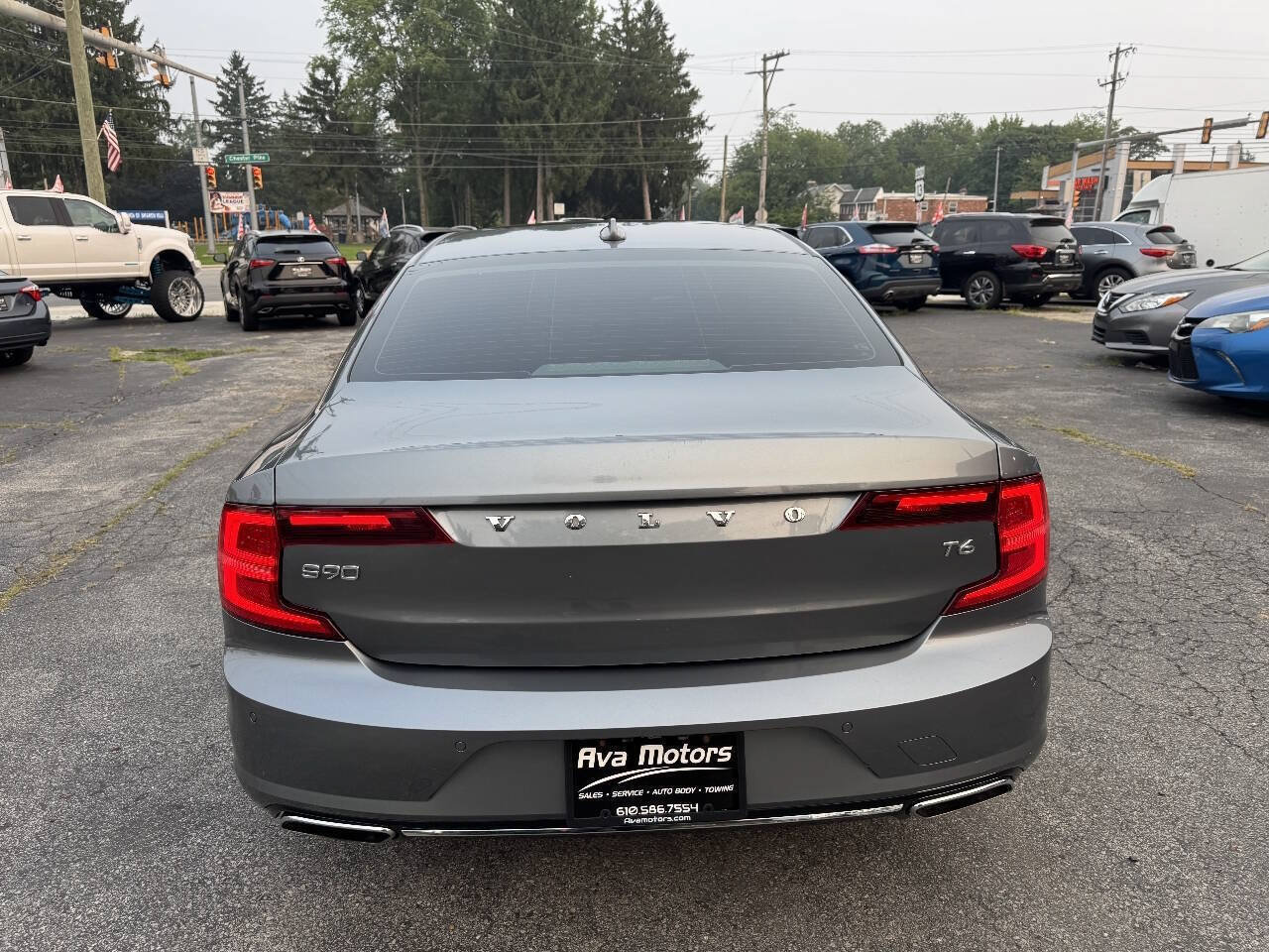Used 2019 Volvo S90 T6 Momentum AWD/4WD image 4