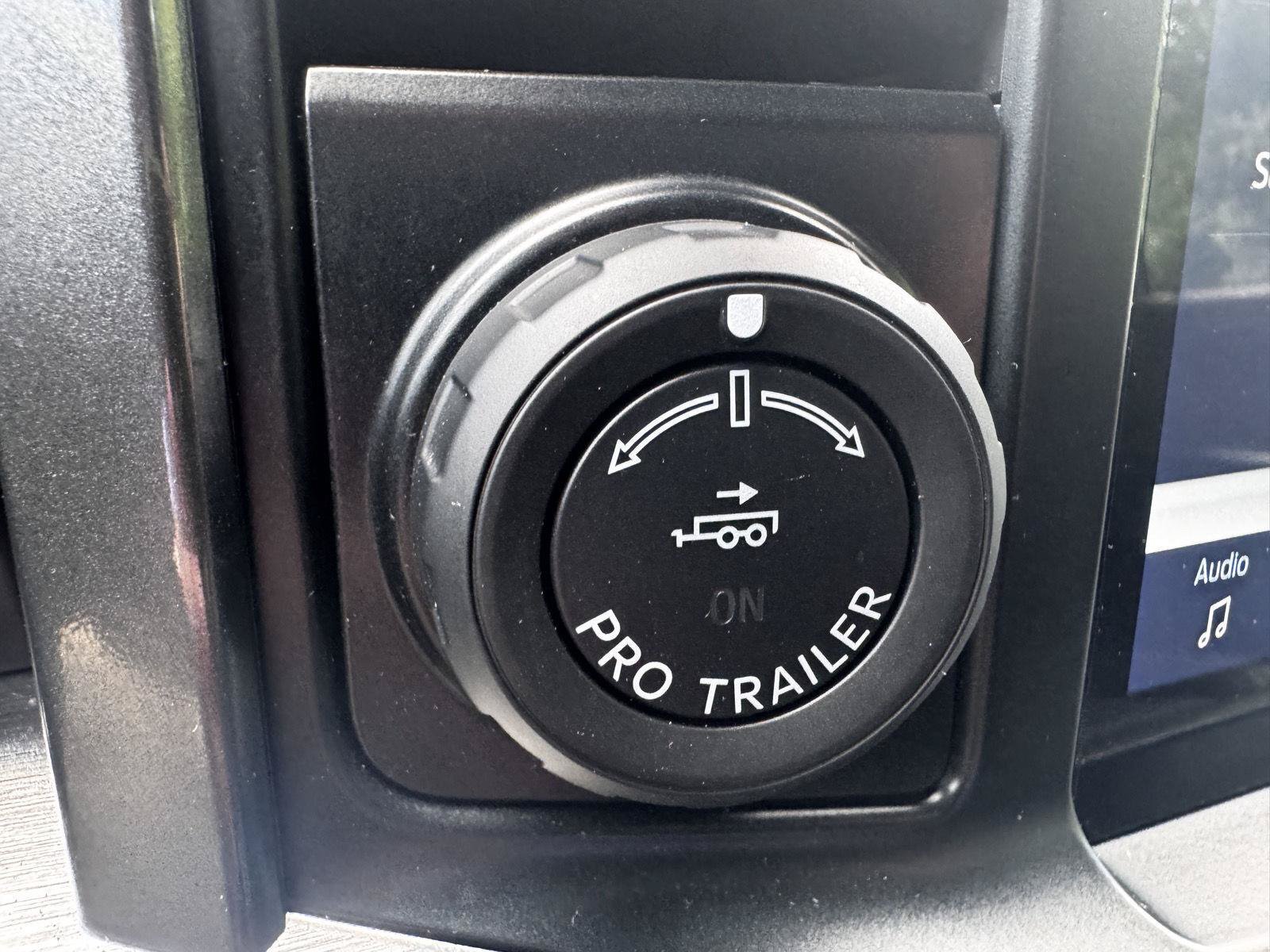 Used 2023 Ford F150 Lariat w/ Equipment Group 502A High AWD/4WD image 32