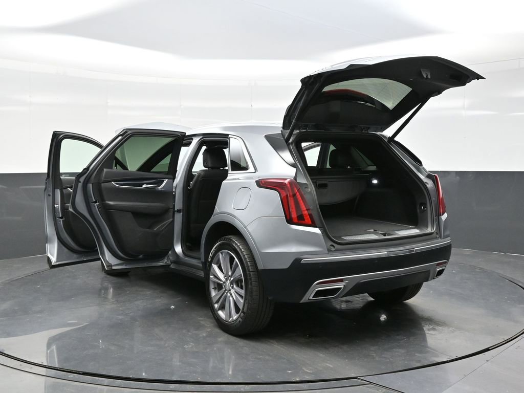 Certified 2025 Cadillac XT5 Premium Luxury image 40