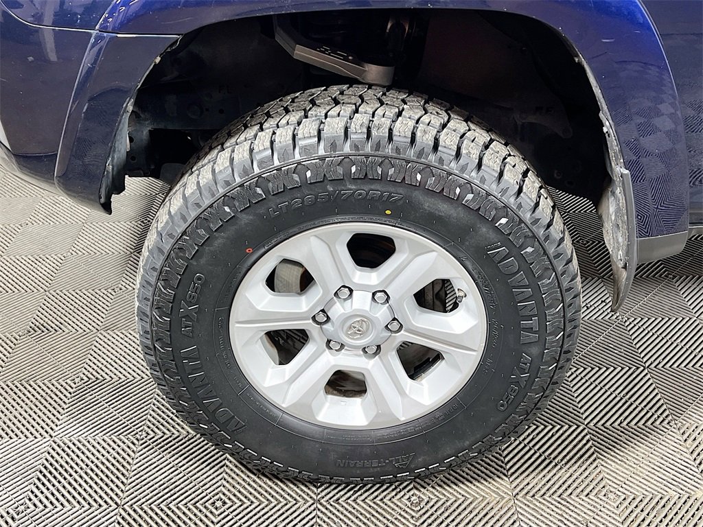 Certified 2018 Toyota 4Runner SR5 Premium image 29