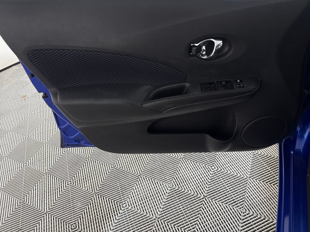 Used 2017 Nissan Versa Note SV FWD image 10