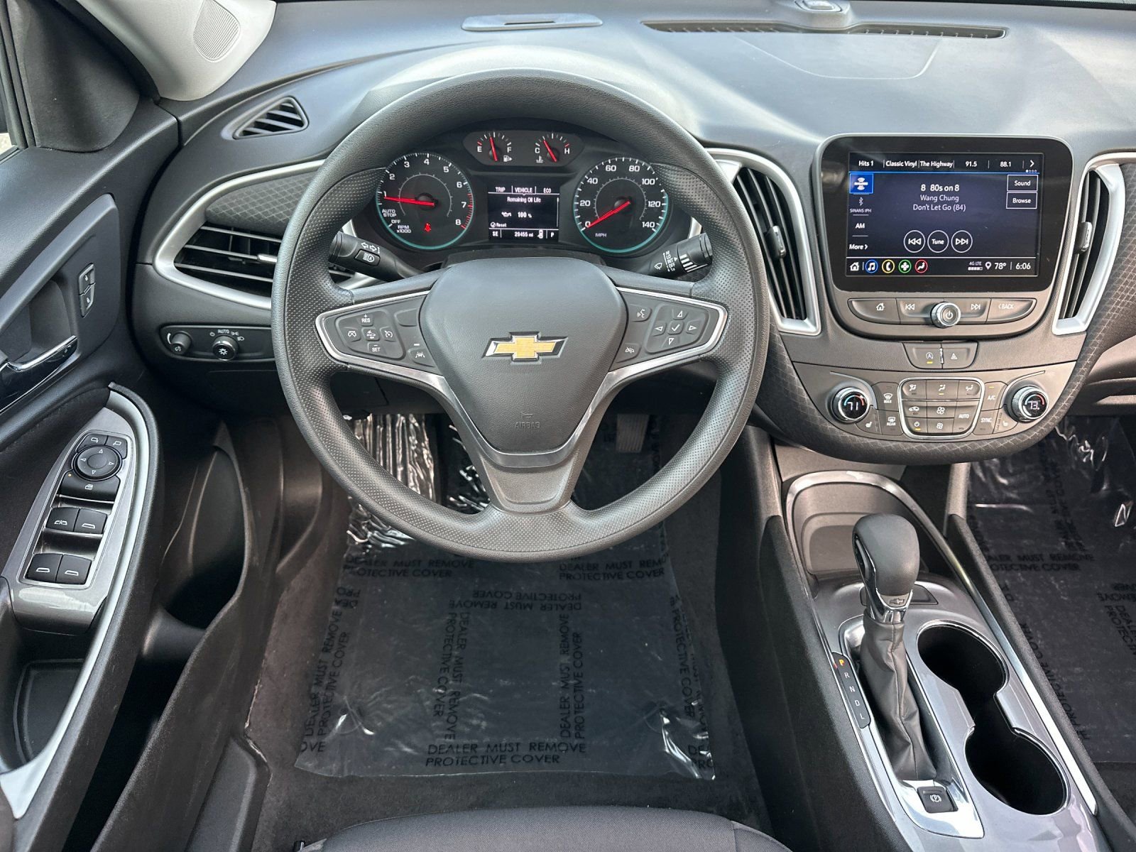 Used 2023 Chevrolet Malibu LT FWD image 13