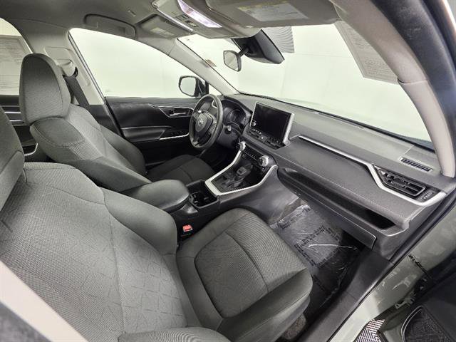 Used 2023 Toyota RAV4 XLE image 15