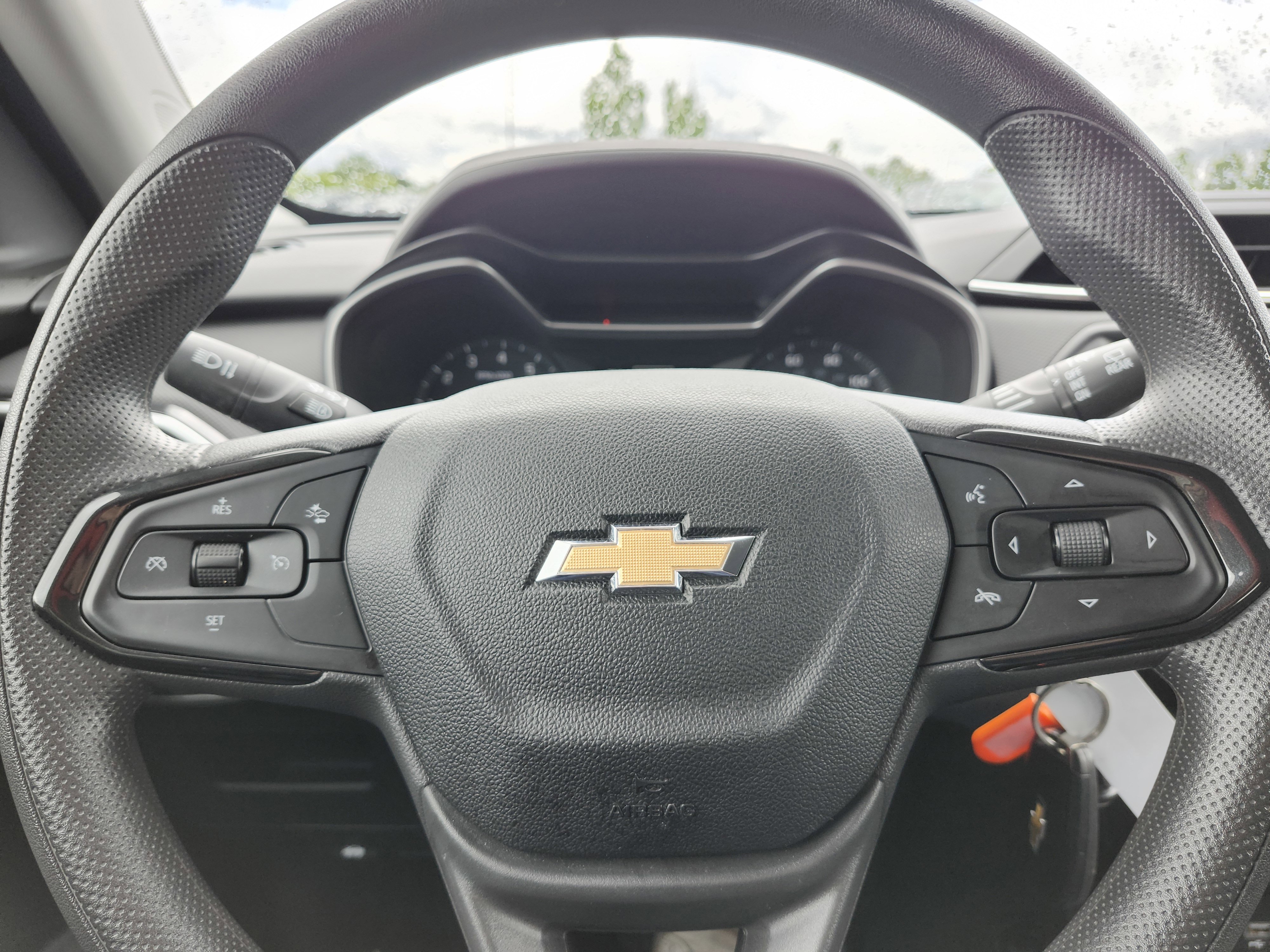 Used 2023 Chevrolet TrailBlazer LS FWD image 24