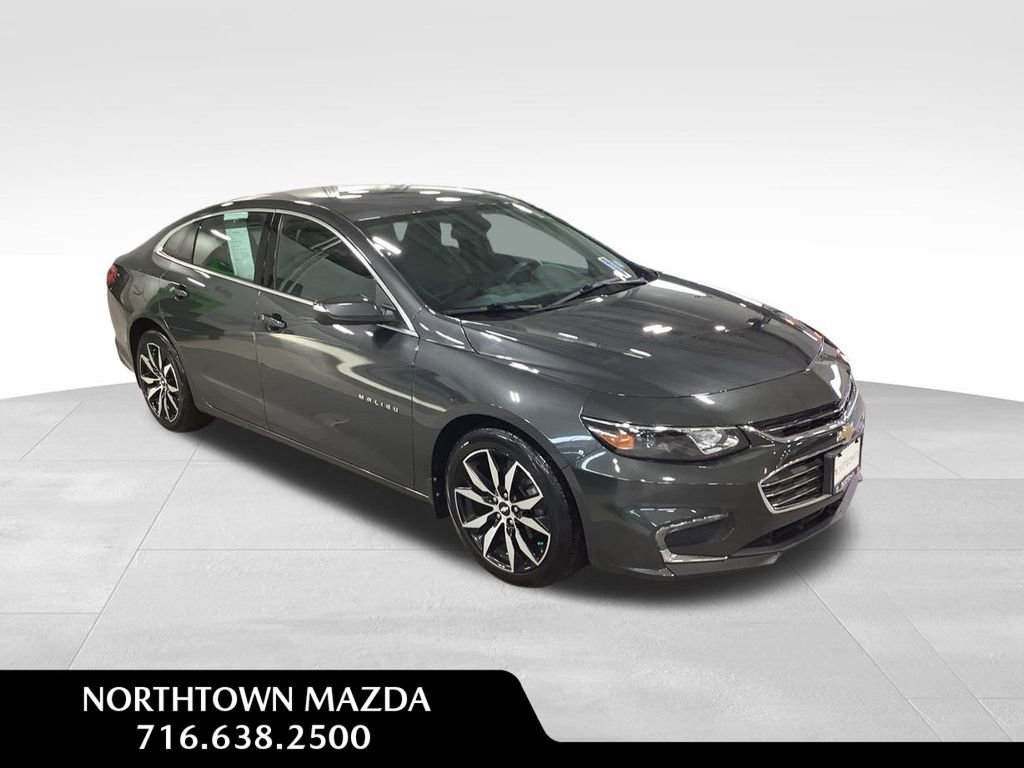 Used 2017 Chevrolet Malibu LT image 1
