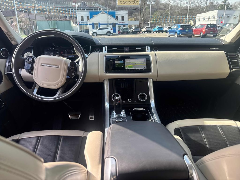 Used 2019 Land Rover Range Rover Sport HST image 16