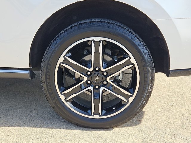 Used 2019 Ford Expedition Limited w/ Texas Edition Package image 26