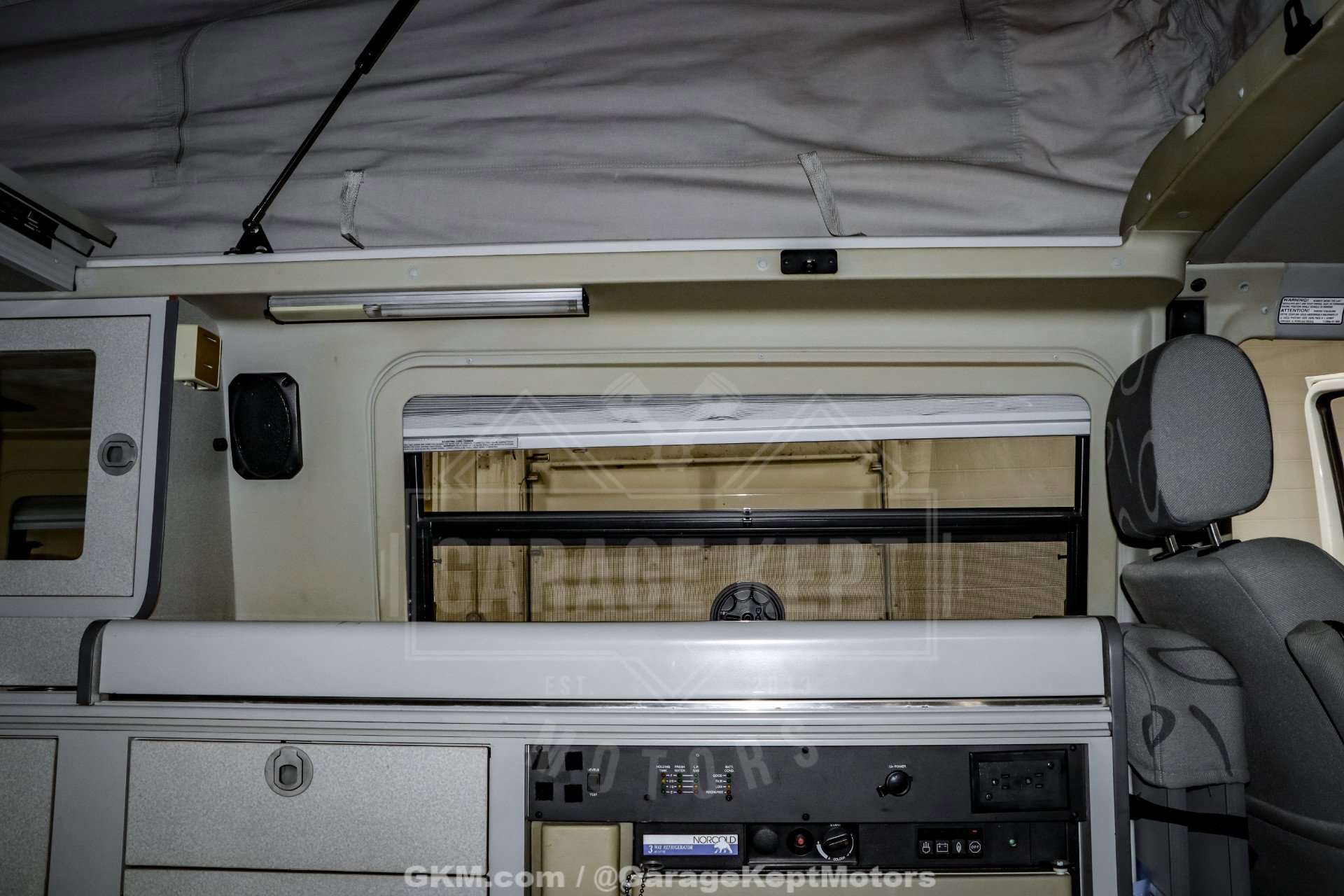 Used 2003 Volkswagen Eurovan MV image 82