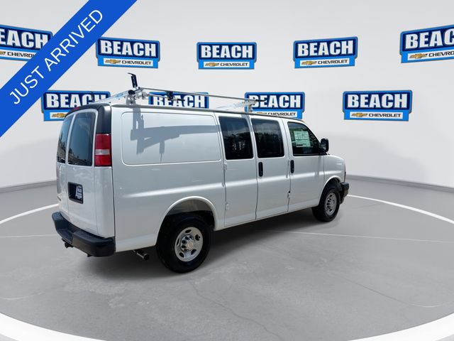 New 2026 Chevrolet Express 2500 w/ Driver Convenience Package RWD image 8