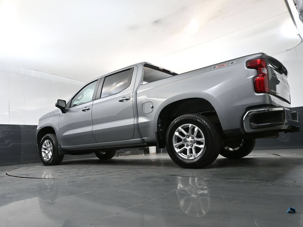 Used 2023 Chevrolet Silverado 1500 LT AWD/4WD image 21