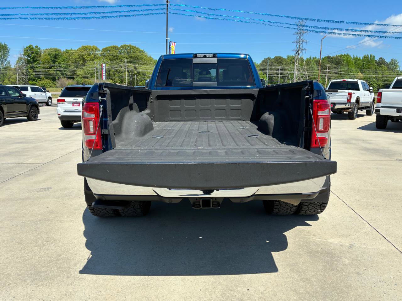 Used 2020 RAM 3500 Laramie AWD/4WD image 34