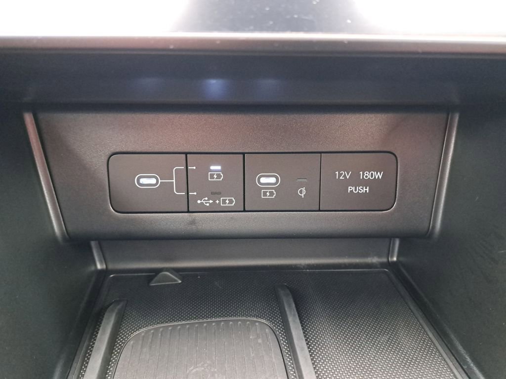 Used 2025 Hyundai Sonata Limited image 27