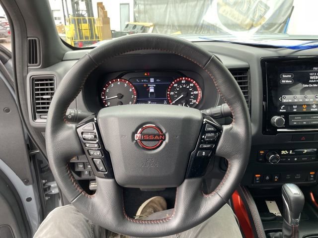 Used 2022 Nissan Frontier PRO-4X image 22