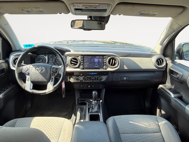Used 2021 Toyota Tacoma SR5 AWD/4WD image 11