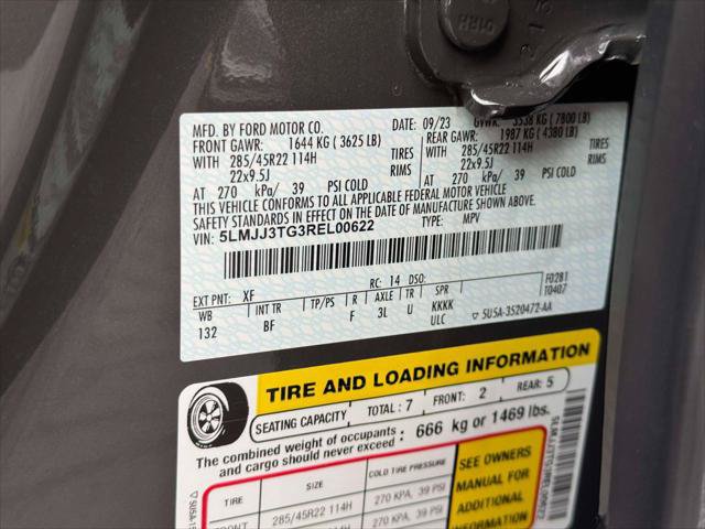 Certified 2024 Lincoln Navigator L Black Label AWD/4WD image 13
