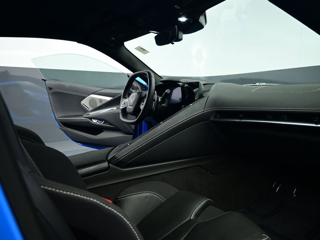 Used 2023 Chevrolet Corvette Stingray w/ Z51 Performance Package image 14