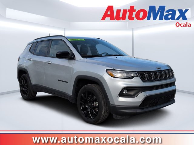 Used 2025 Jeep Compass Latitude w/ Altitude Special Edition