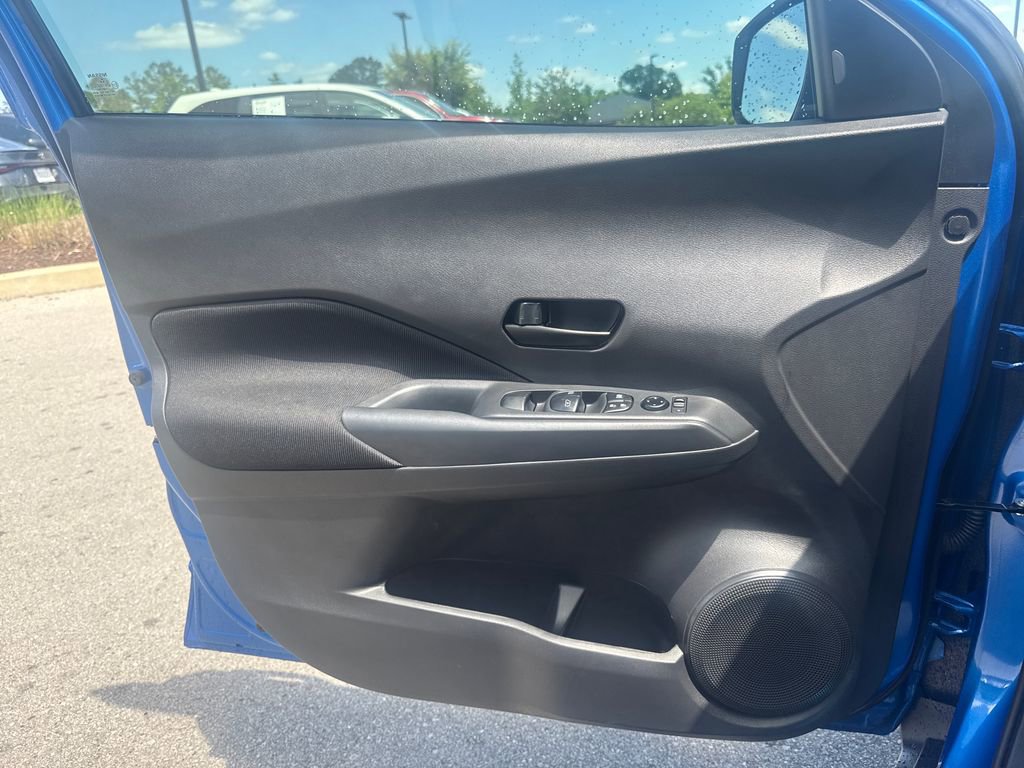 Used 2025 Nissan Kicks Play S FWD image 10
