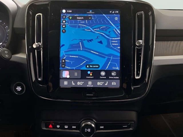 Used 2025 Volvo XC40 B5 Plus image 50